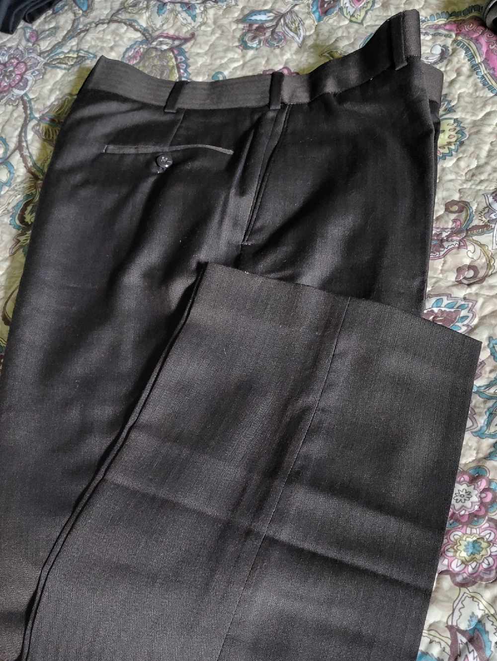 Men's Stafford Performance Dress Pants. 34x32, Like New, Dark Brown